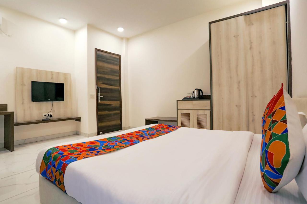 Fabhotel Ab Inn Huda City Center Γκουργκάον Εξωτερικό φωτογραφία