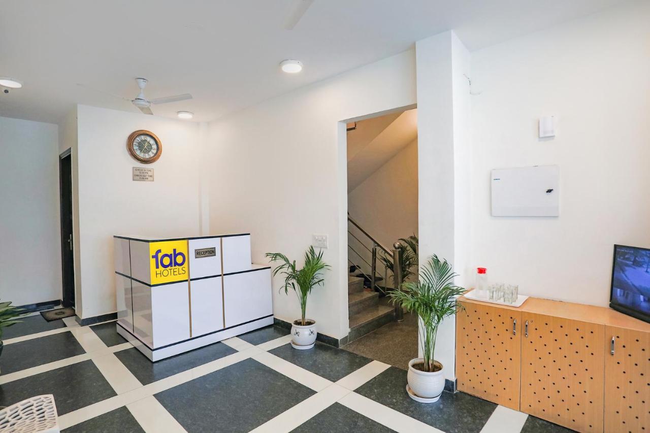 Fabhotel Ab Inn Huda City Center Γκουργκάον Εξωτερικό φωτογραφία