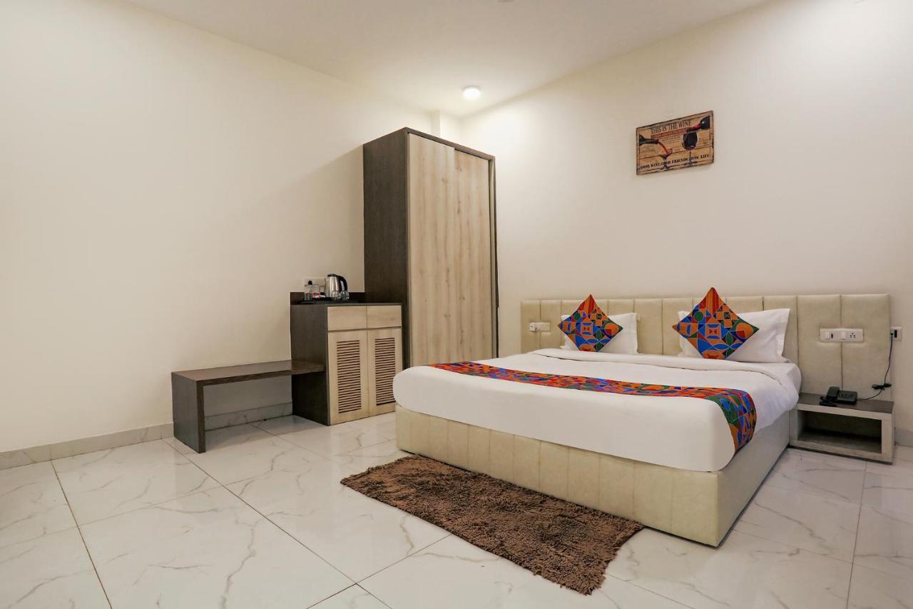 Fabhotel Ab Inn Huda City Center Γκουργκάον Εξωτερικό φωτογραφία