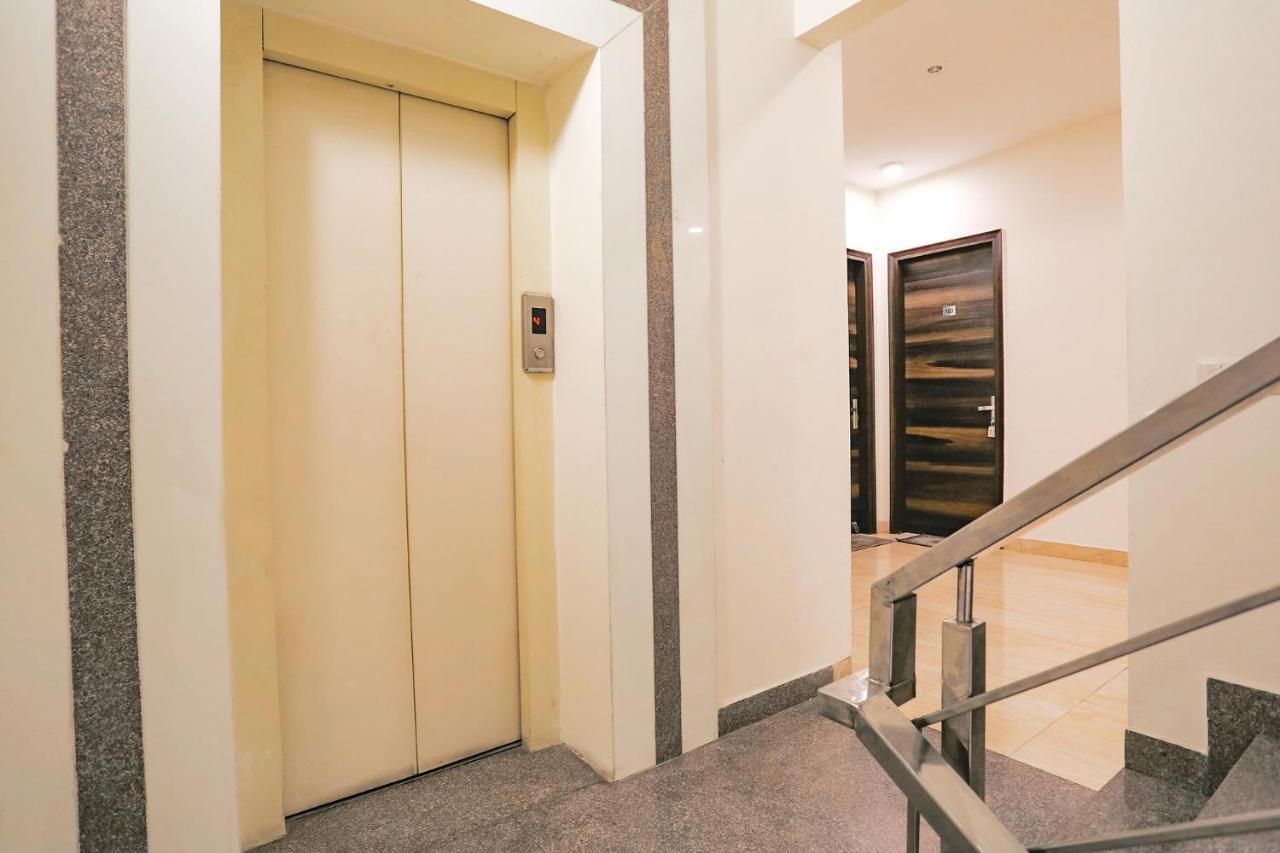 Fabhotel Ab Inn Huda City Center Γκουργκάον Εξωτερικό φωτογραφία
